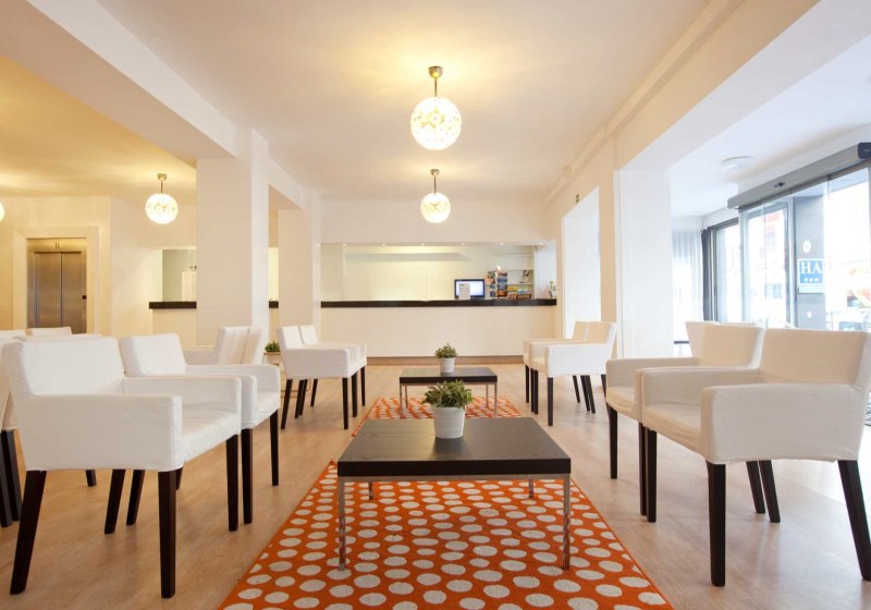 Ausstattung & Service