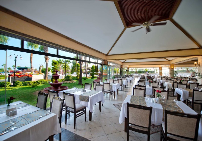 Ausstattung & Service