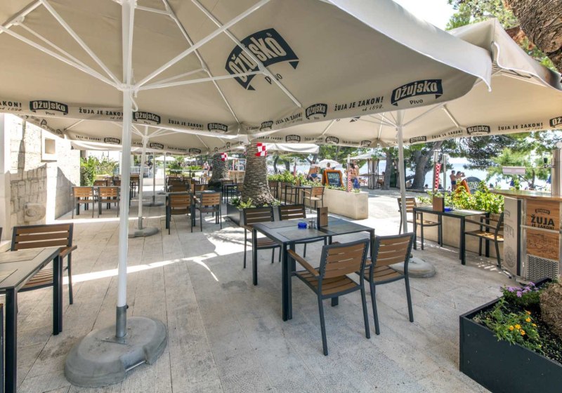 Ausstattung & Service