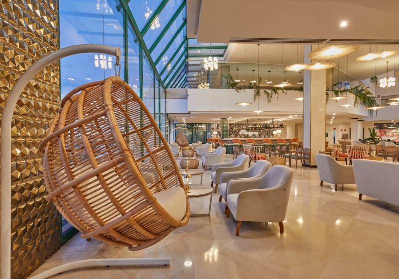 Ausstattung & Service