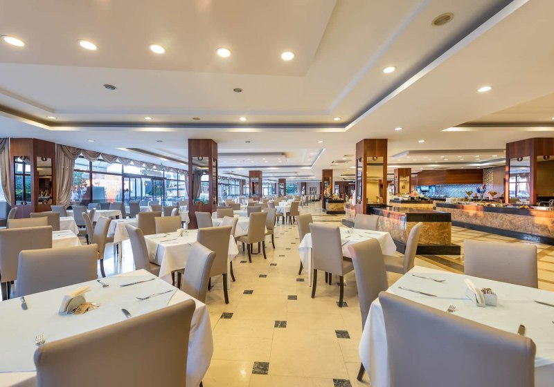 Ausstattung & Service