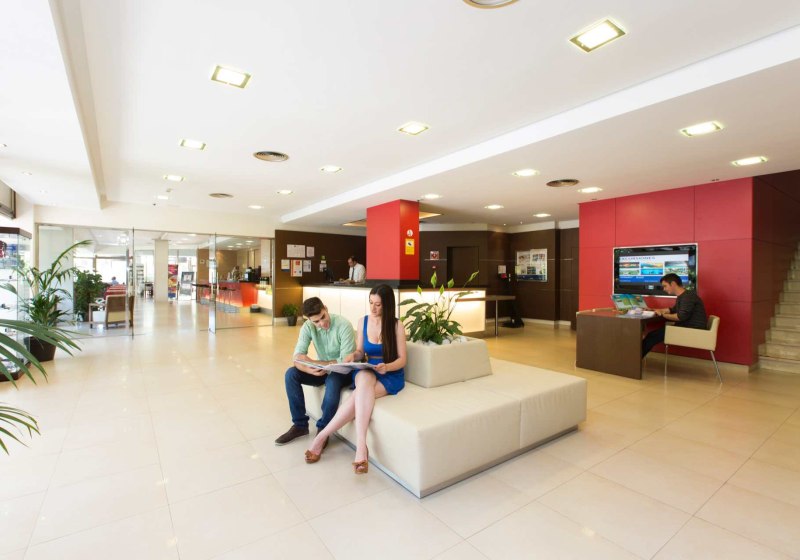 Ausstattung & Service