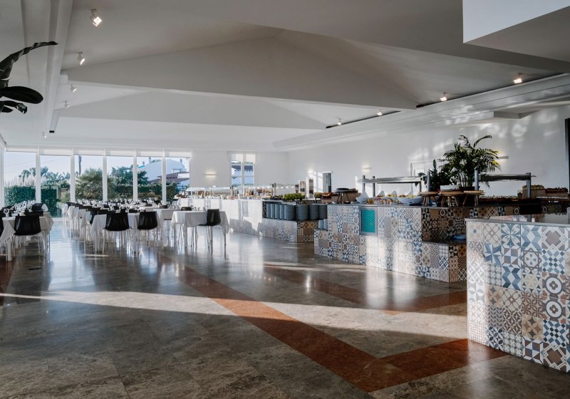 Ausstattung & Service