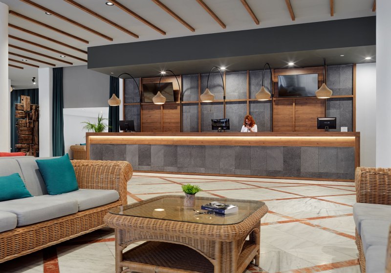 Ausstattung & Service