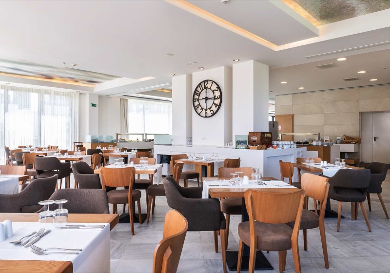 Ausstattung & Service