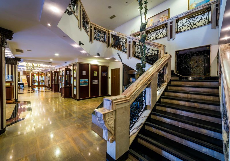 Ausstattung & Service