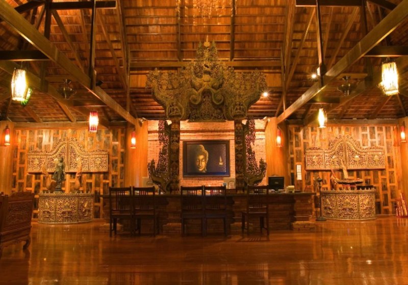 Ausstattung & Service