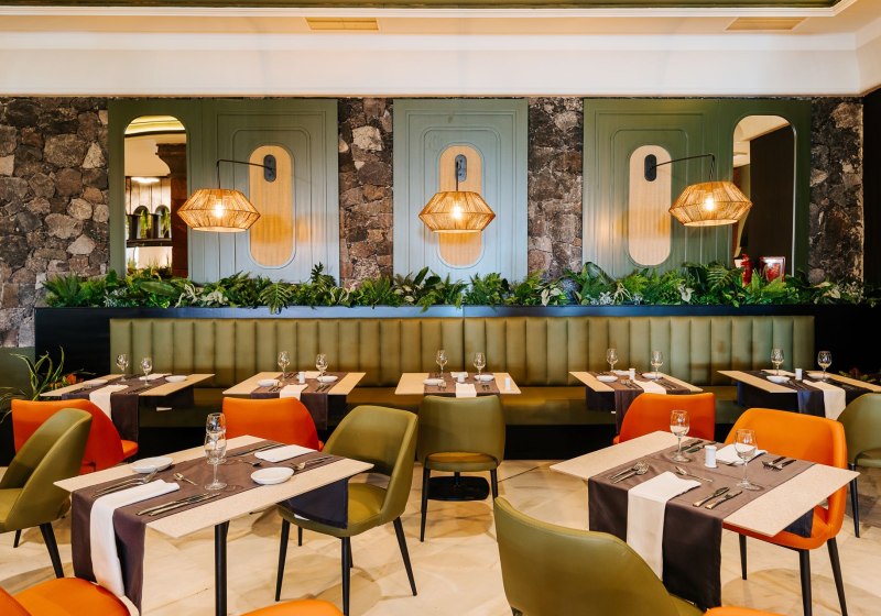 Ausstattung & Service