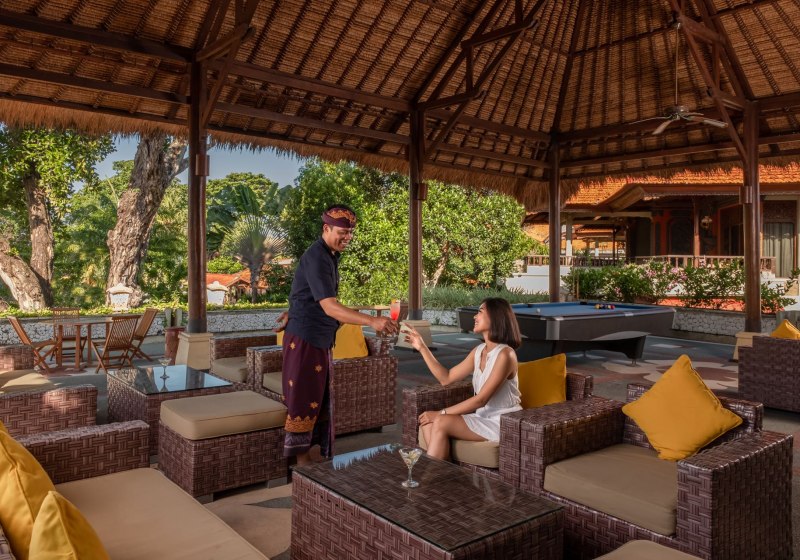 Ausstattung & Service