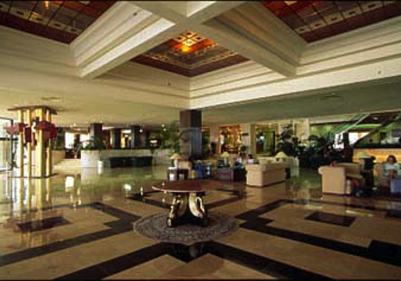 Ausstattung & Service