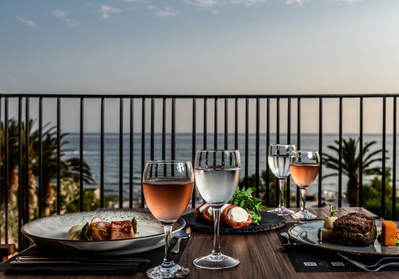 Ausstattung & Service