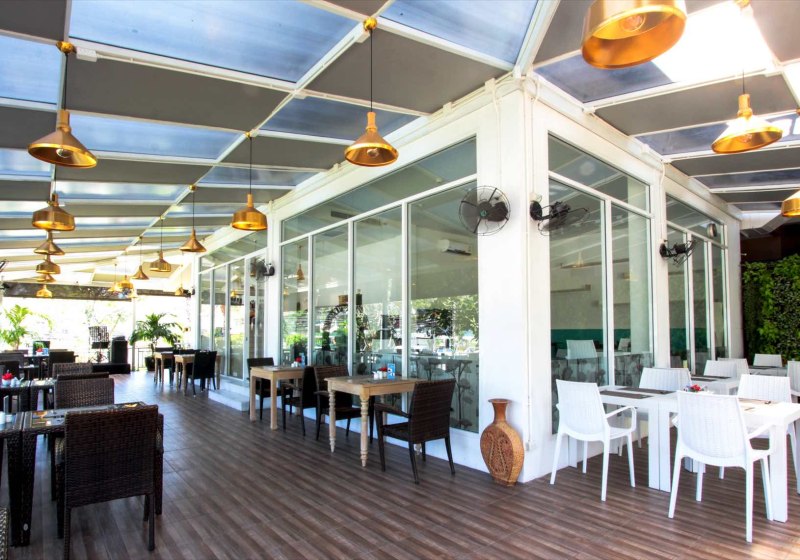 Ausstattung & Service