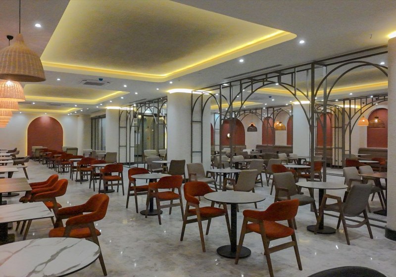 Ausstattung & Service