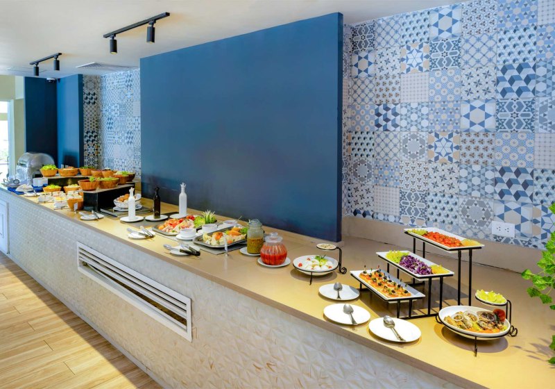 Coral Costa Caribe Beach Resort