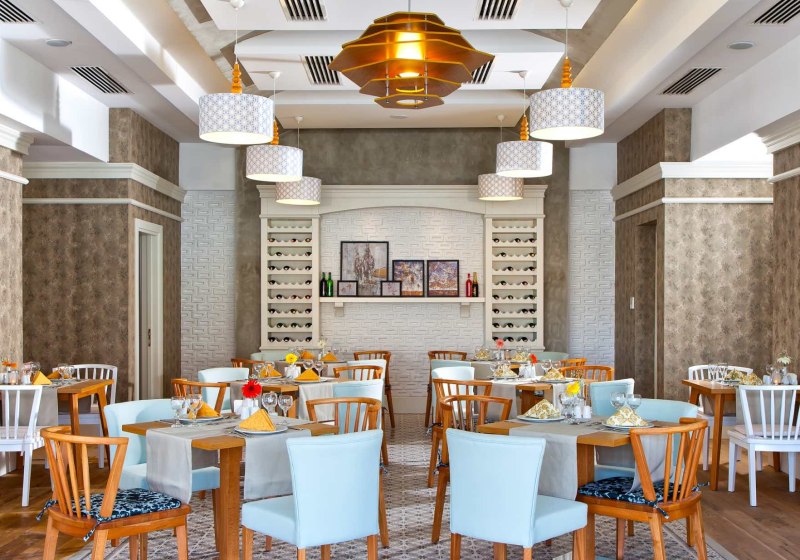 Ausstattung & Service