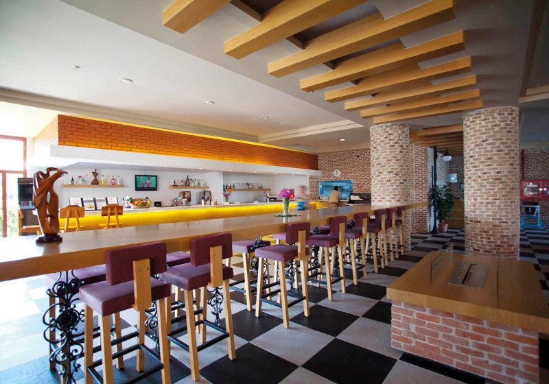 Ausstattung & Service