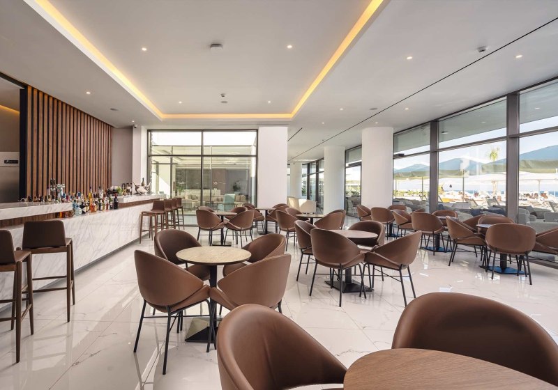 Ausstattung & Service