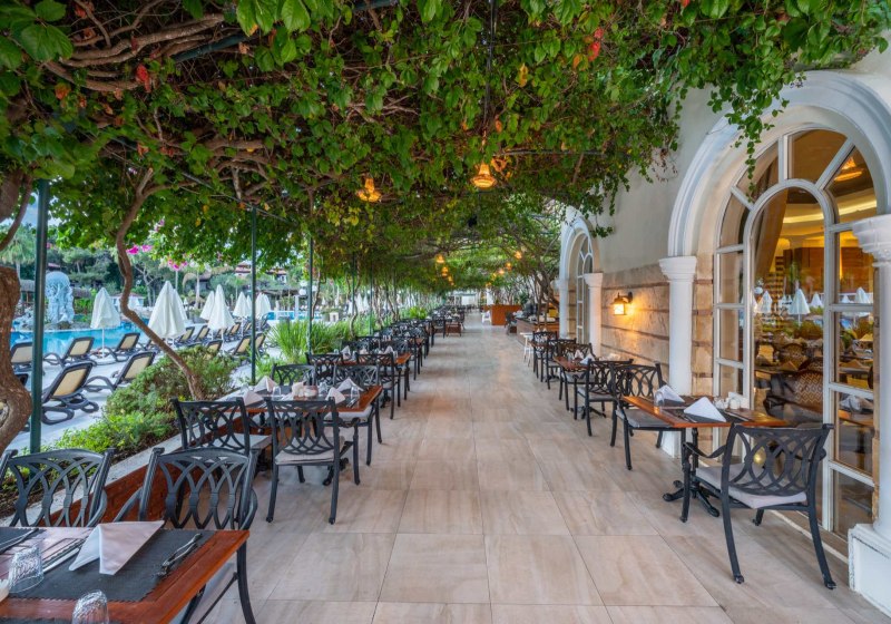 Ausstattung & Service