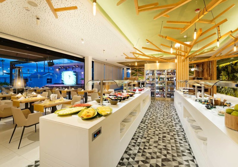 Ausstattung & Service