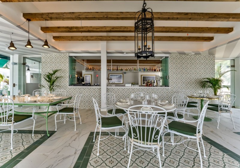 Ausstattung & Service