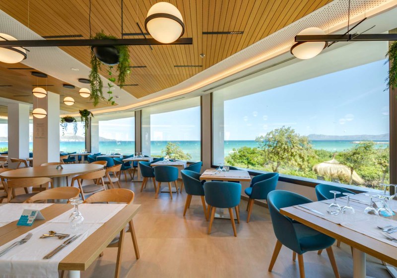 Ausstattung & Service