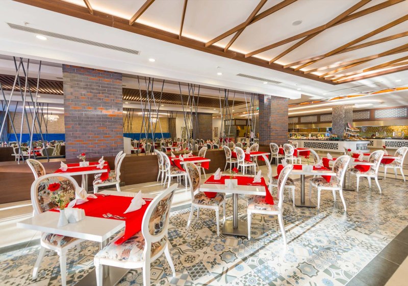 Ausstattung & Service