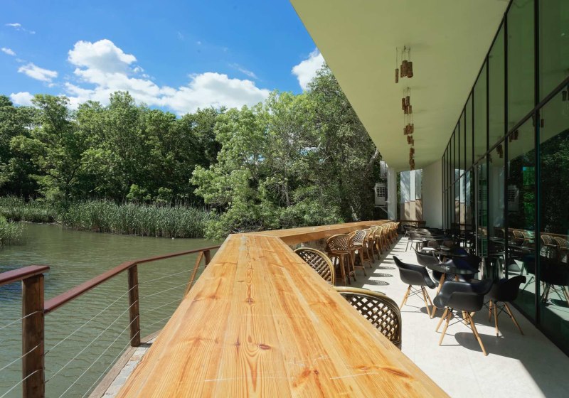 Ausstattung & Service