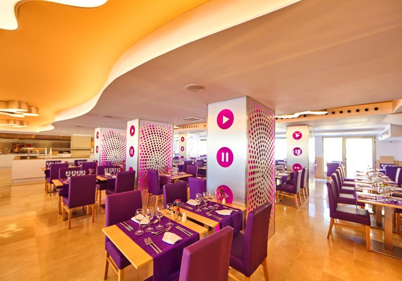 Ausstattung & Service