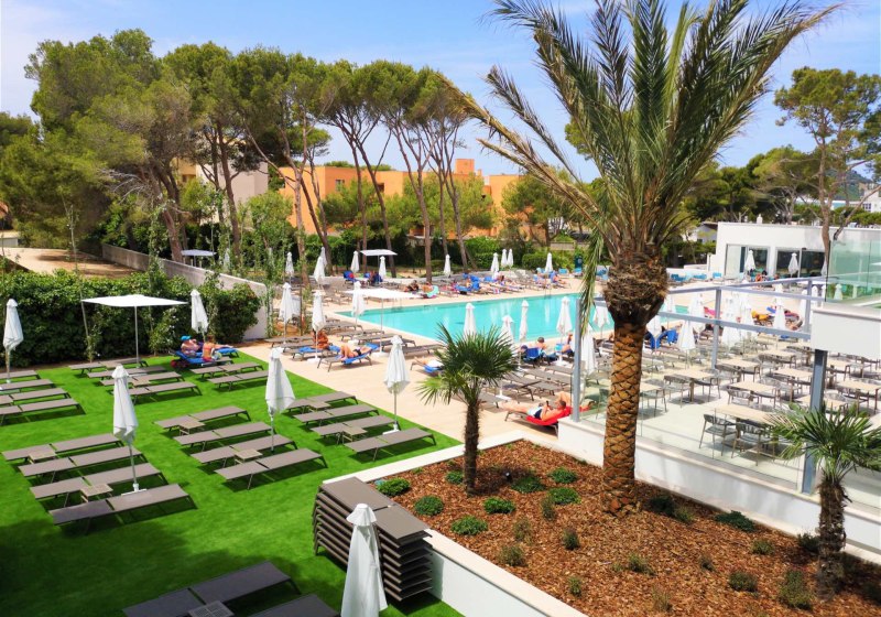 Ausstattung & Service