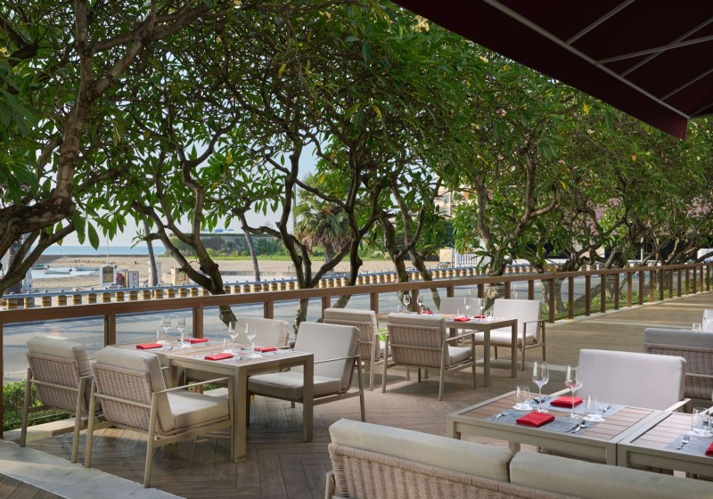 Ausstattung & Service