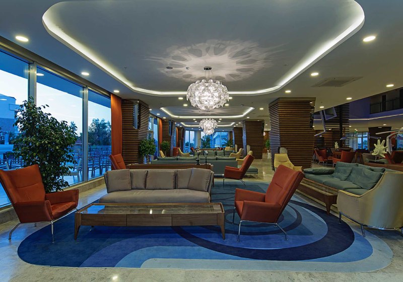 Ausstattung & Service