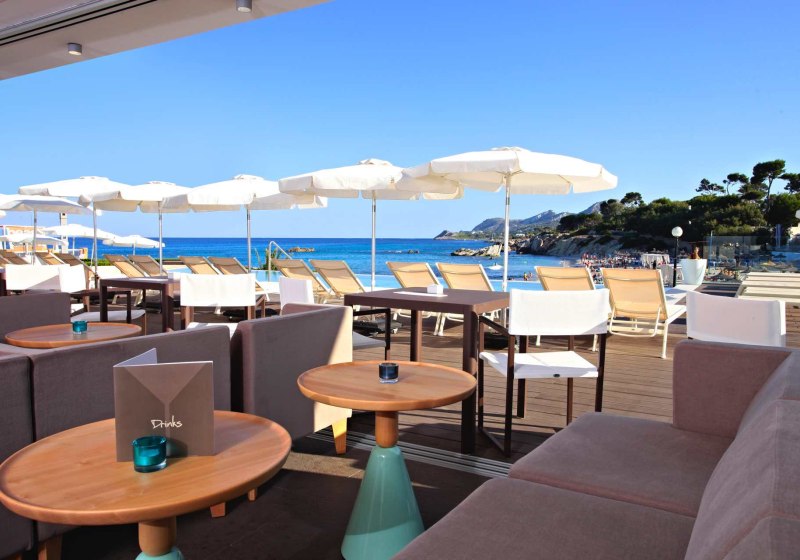 Ausstattung & Service