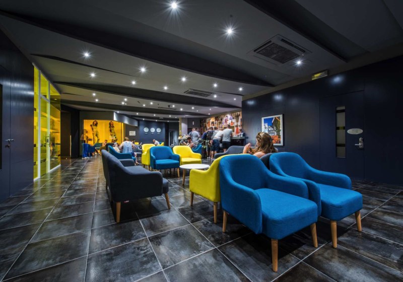 Ausstattung & Service