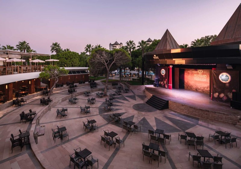 Ausstattung & Service