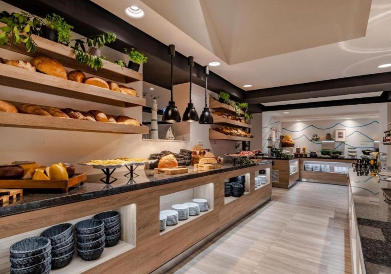 Ausstattung & Service