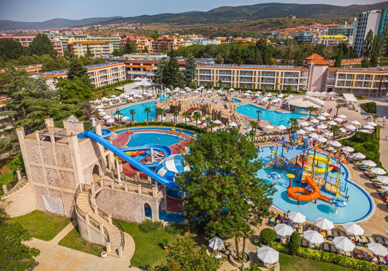 DIT Evrika Beach Club Hotel