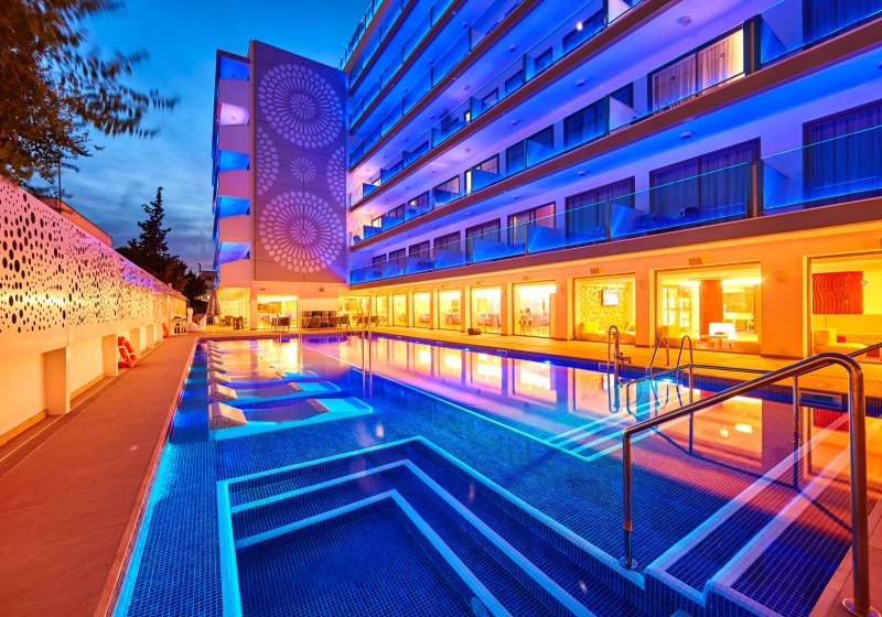 Ausstattung & Service