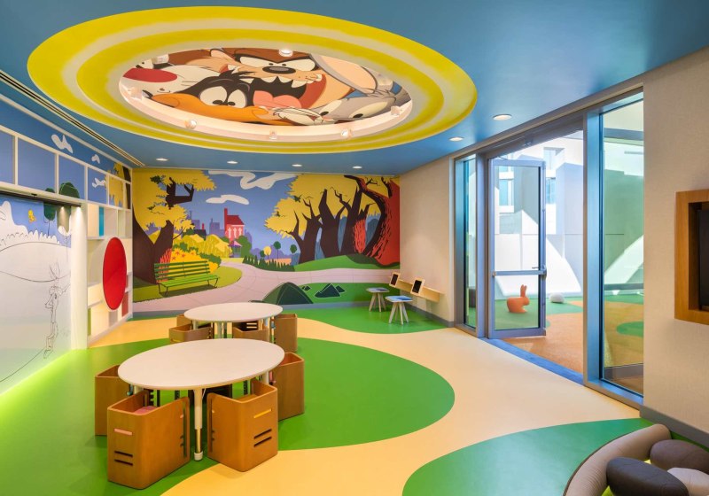 The WB Abu Dhabi, Curio Collection by Hilton