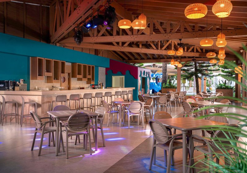 Ausstattung & Service