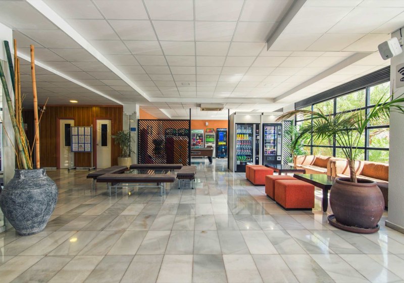 Ausstattung & Service