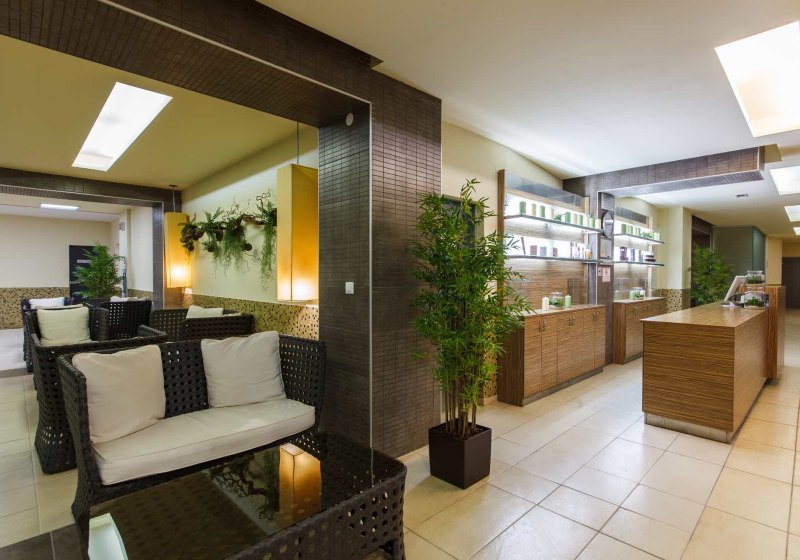 Ausstattung & Service