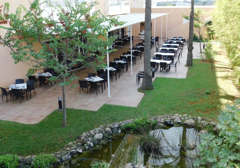 Ausstattung & Service