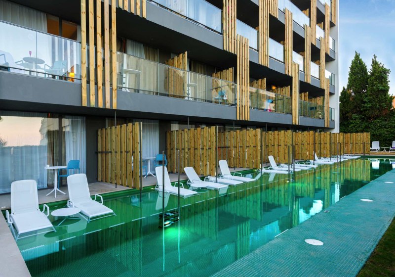 Ausstattung & Service