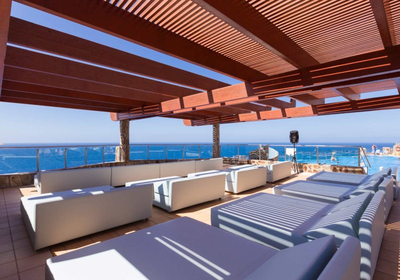 Ausstattung & Service