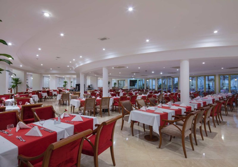 Ausstattung & Service