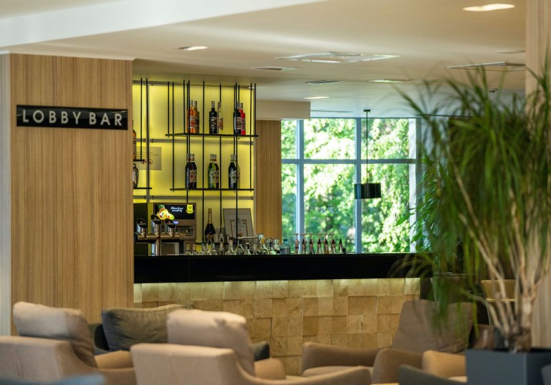 Ausstattung & Service