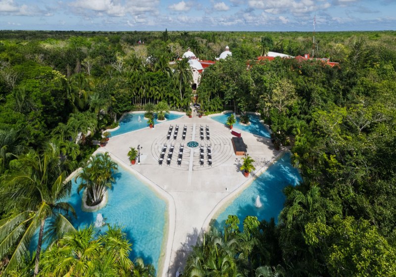 Ausstattung & Service