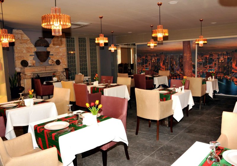 Ausstattung & Service