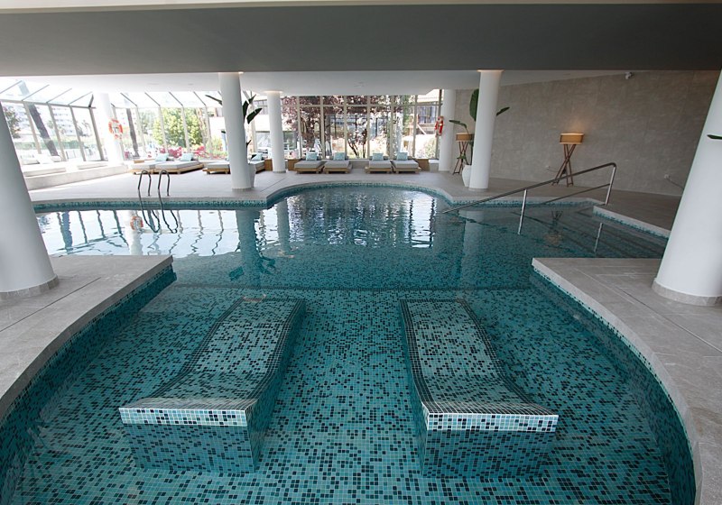 Ausstattung & Service