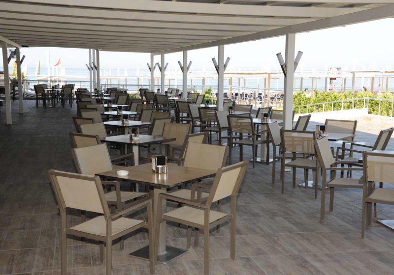 Ausstattung & Service